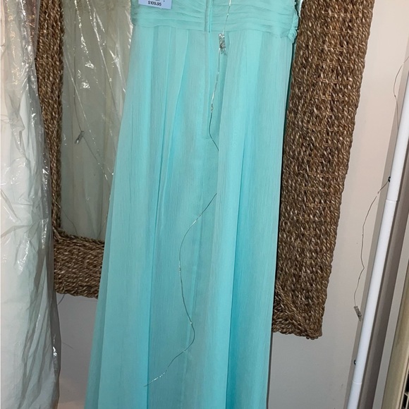 Size 10 David's Bridal formal dress. Mini Bridesmaid, flower girl, fancy event - Picture 3 of 5